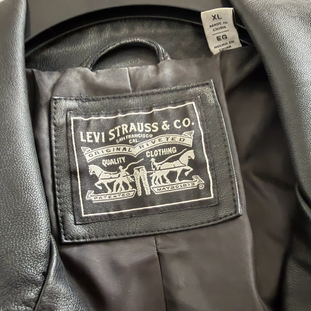 Levi's Black Vegan Leather Belted Moto Jacket - Picture 5 of 13